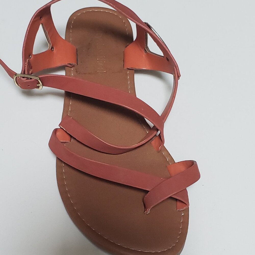 City Classied Burnt Orange Sandals with Gold Embellishment - Picture 4 of 12